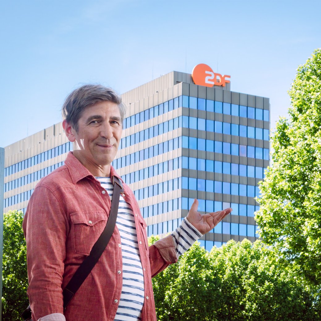 "Löwenzahn" besucht das ZDF und trifft Kiewel, Kessler und Hayali/ZDF/Andrea Hansen "Löwenzahn" besucht das ZDF und trifft Kiewel, Kessler und Hayali/ZDF/Andrea Hansen