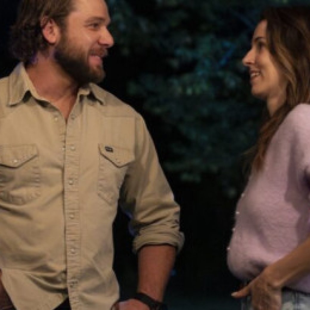 "Fire Country": Max Thieriot trifft in Staffel 4 "SEAL"-Kollegin als mögliches Love Interest wieder/CBS/Sergei Bachlakov