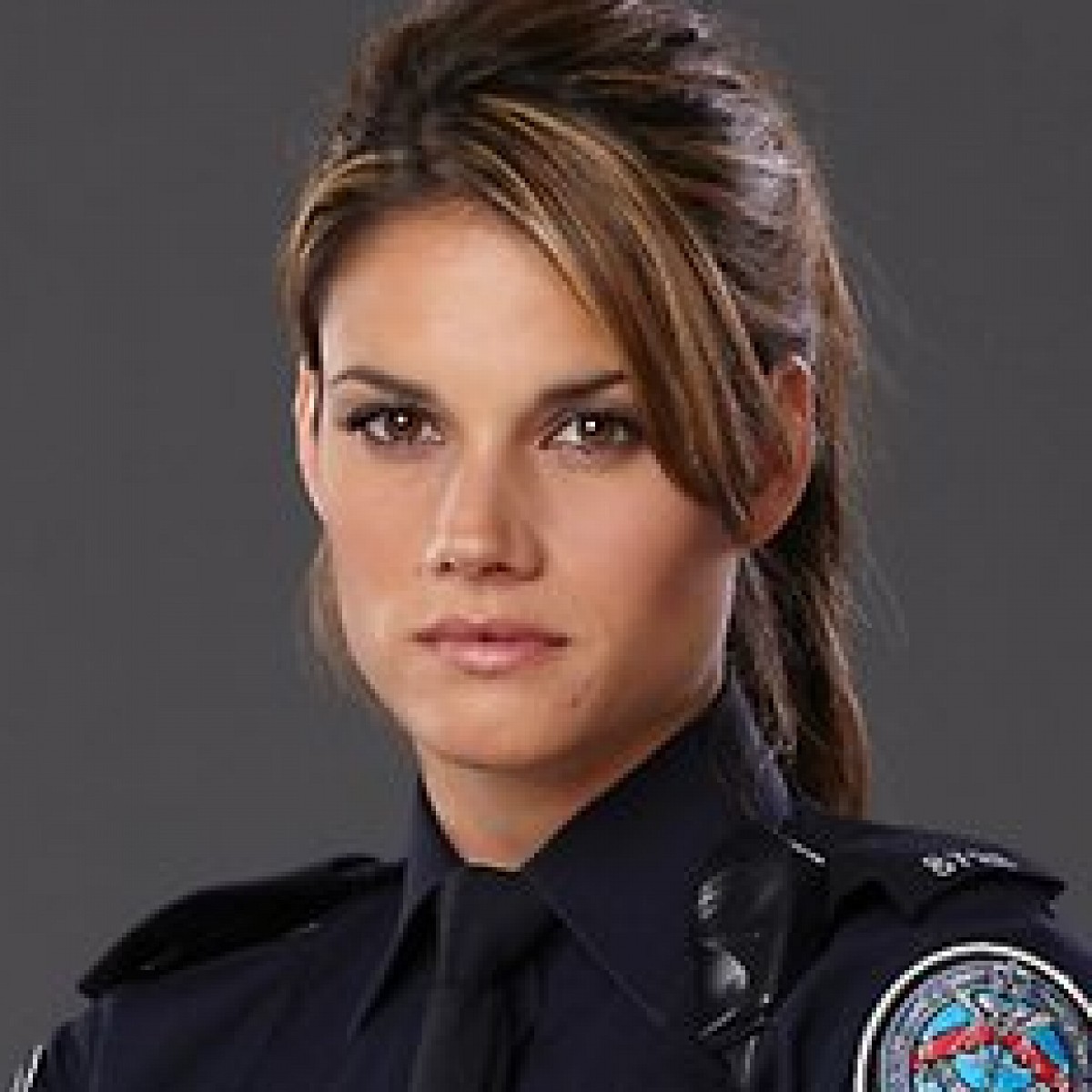 Missy Peregrym ("Reaper") schließt sich für zweite Staffel "Van Helsing