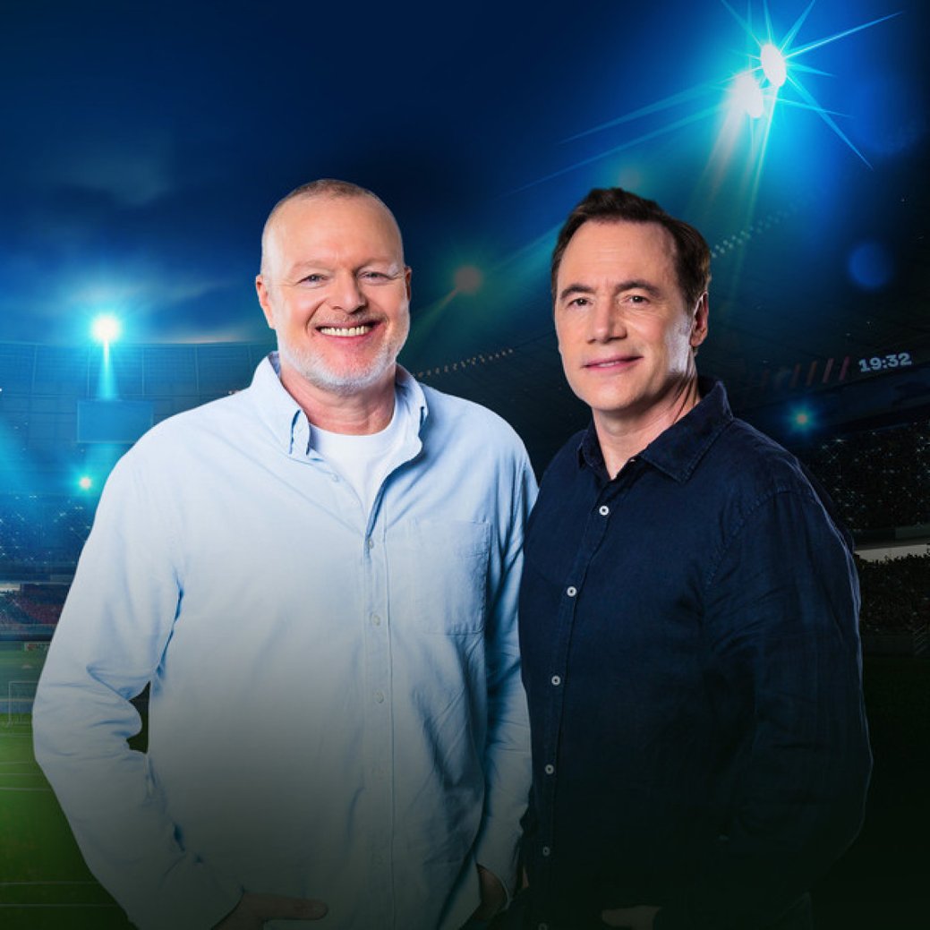 Stefan Raab und Bully kommentieren DFB-Länderspiel gegen die Schweiz/RTL Stefan Raab und Bully kommentieren DFB-Länderspiel gegen die Schweiz/RTL
