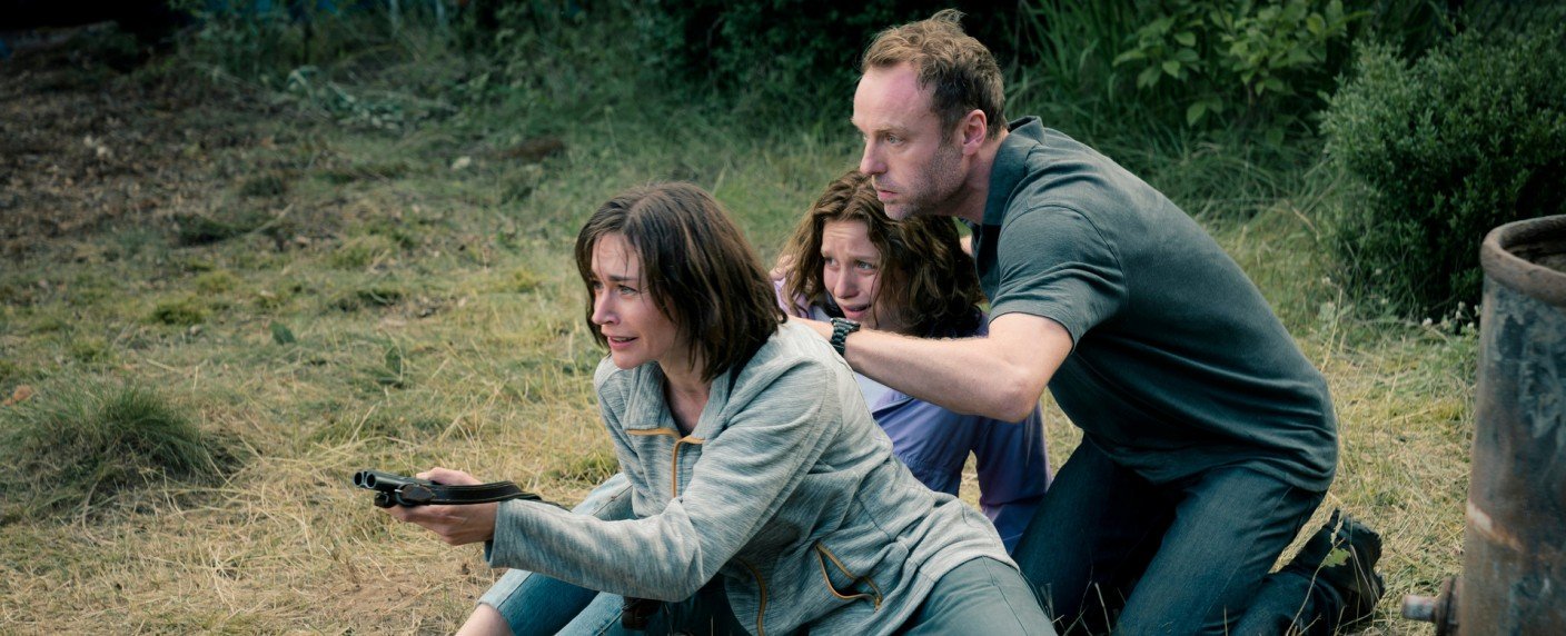 Mark Waschke, Christiane Paul und Devid Striesow in den Hauptrollen