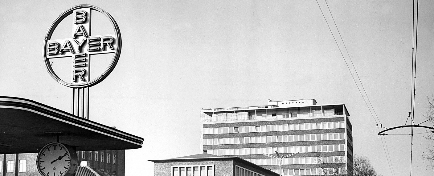 Pharma, Rüstung und Trümmerfrauen im neuen Licht