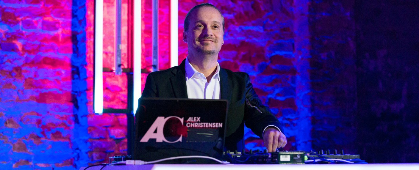 Interview &uuml;ber 90er-Revival, "ESC", Helene Fischer, Castingshows und Entwicklung der Charts