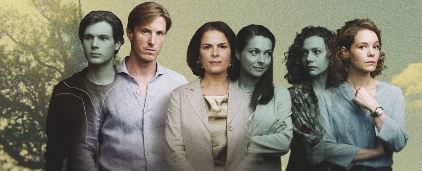 Golo Euler, Barbara Auer, Henriette Richter-Röhl und Philip Froissant in den Hauptrollen