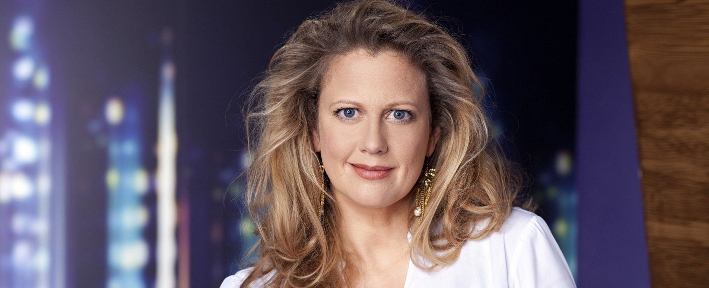 Schöneberger fungiert als deutsche Spokesperson