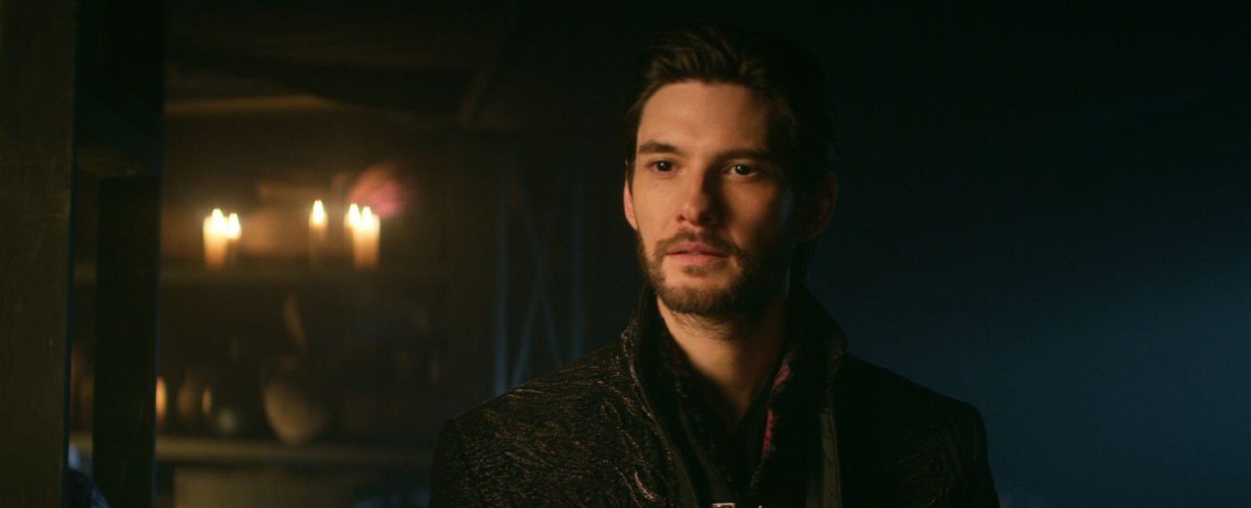 Adaption von "Goldene Flammen" und "Das Lied der Krähen" von Leigh Bardugo