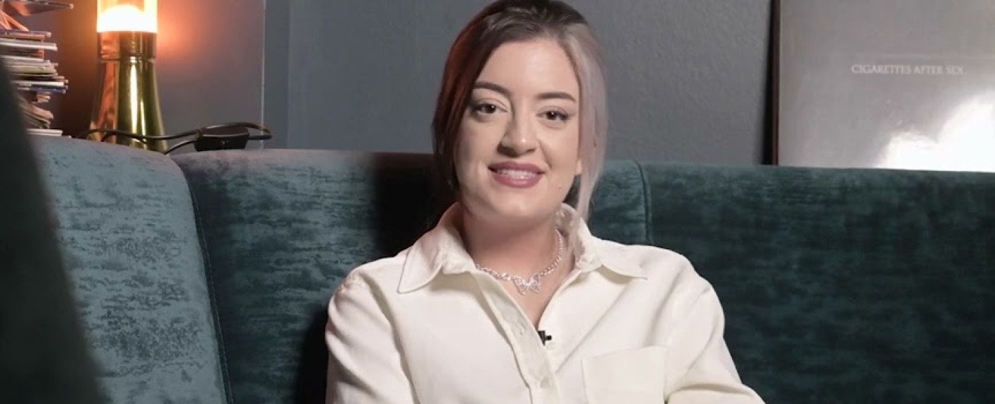 Comedienne fordert prominente Herausforderer zum Duell