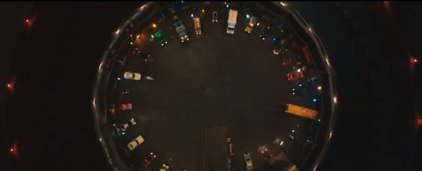 Anarchistisches Autorennen gegen den totalitären Staat bei Sky