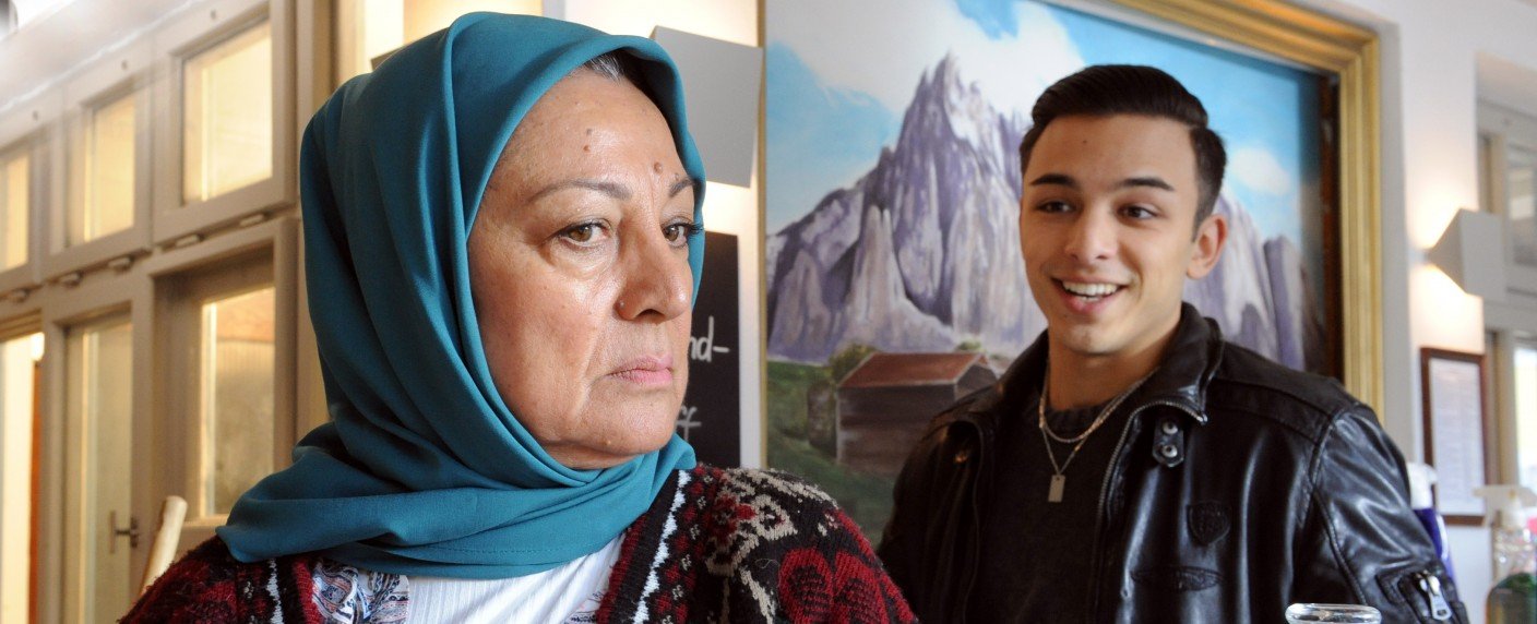 Welches Geheimnis führt Sevim und ihren Enkel Leon nach Lansing?