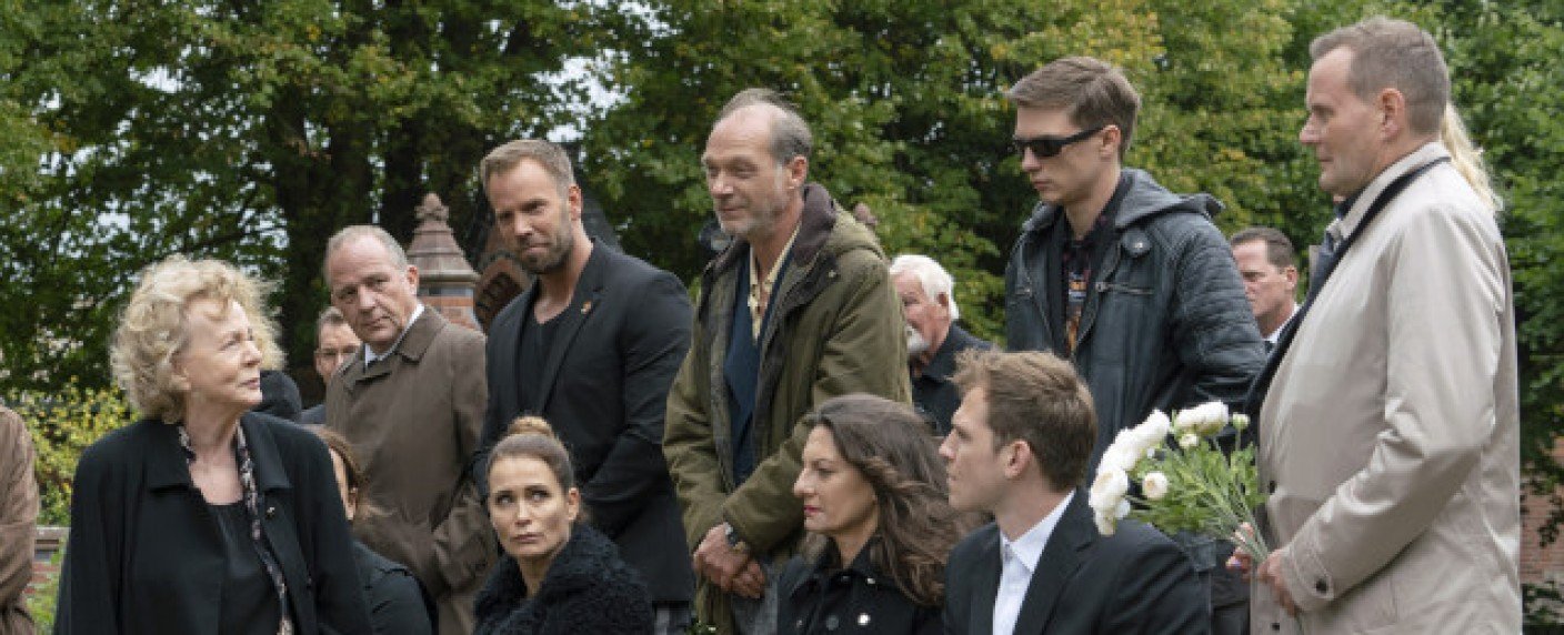 Starkes Ensemble kann schwache Dialoge nicht auffangen