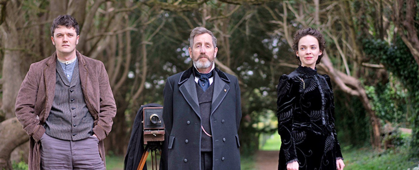 Wenn der Toten-Fotograf zur Zielscheibe eines Mörders wird