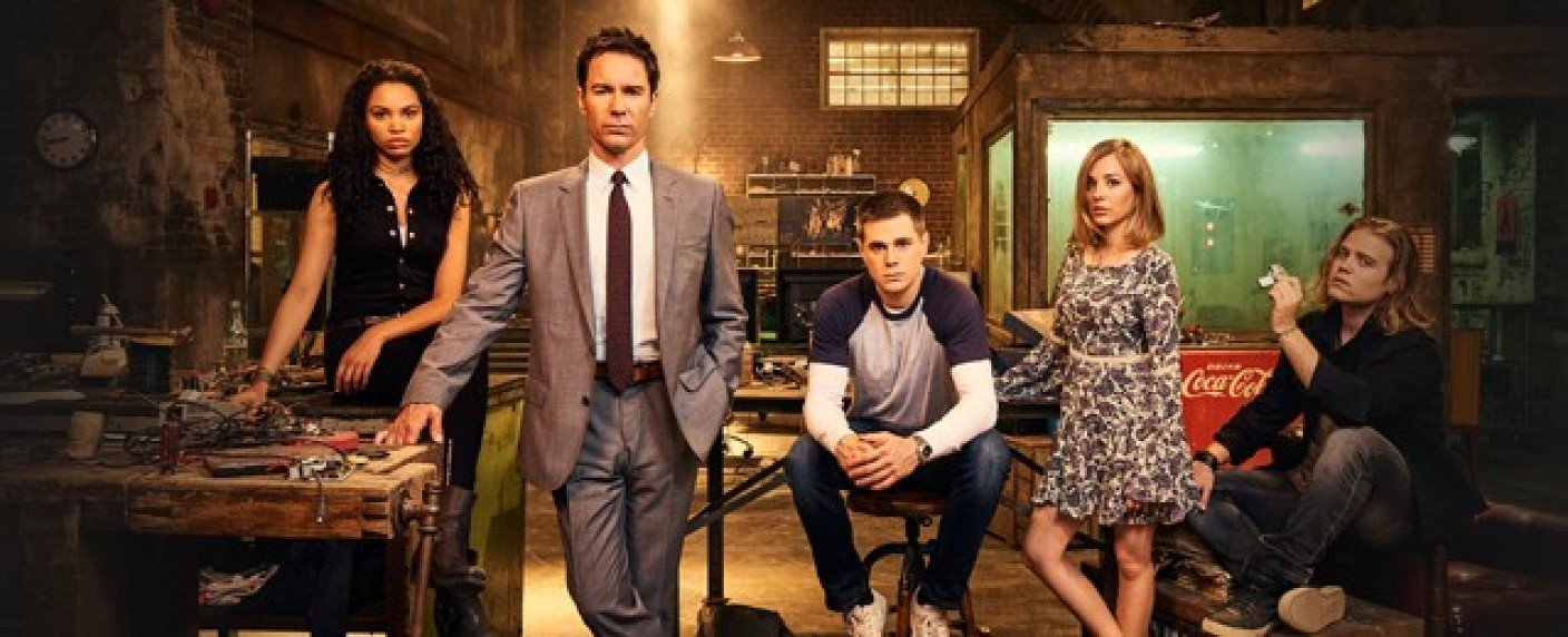 "Travelers" Erster TeaserTrailer zur NetflixSerie mit Eric McCormack