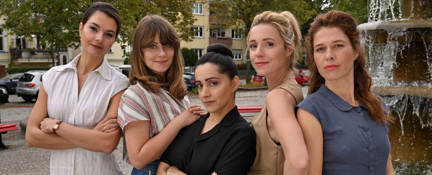 Sechsteilige Serie mit Meike Droste ("Mord mit Aussicht") und Alice Dwyer ("Honigfrauen")