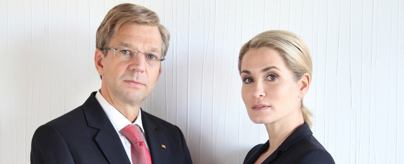 Kai Wiesinger als Christian Wulff, Anja Kling als First Lady