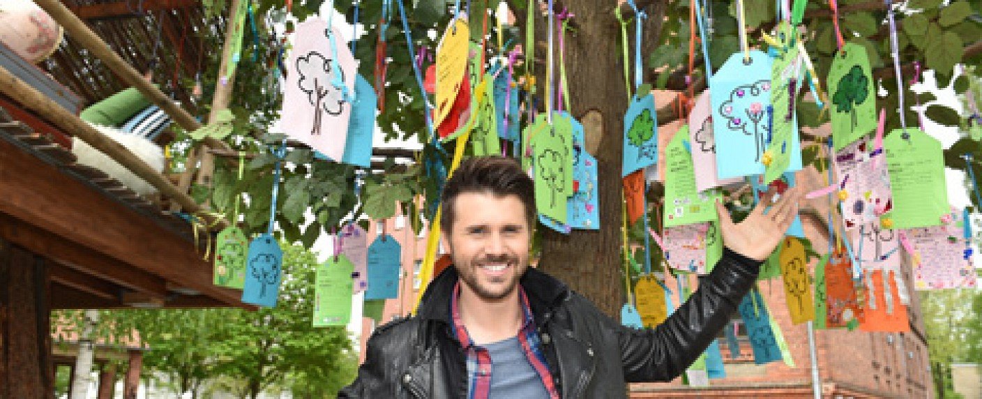 Thore Schölermann moderiert deutsche Adaption