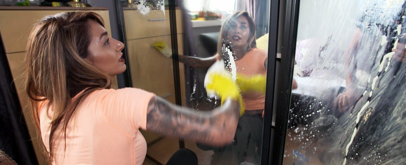 Vor Weihnachten heißt es für die Kandidaten "An die Besen, fertig, los"