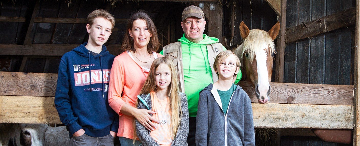 "Eine schrecklich tierische Familie" startet kurz vor Weihnachten