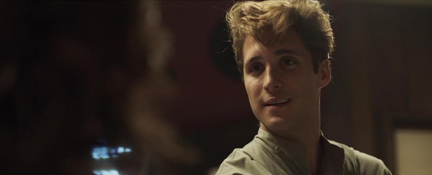 Sohn eines maskierten Rächers fällt dessen Erbe zu