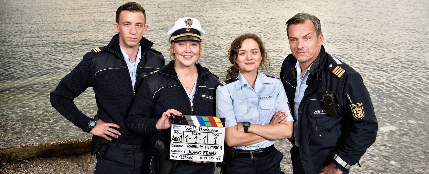 Floriane Daniel und Ole Puppe bei der Wasserpolizei