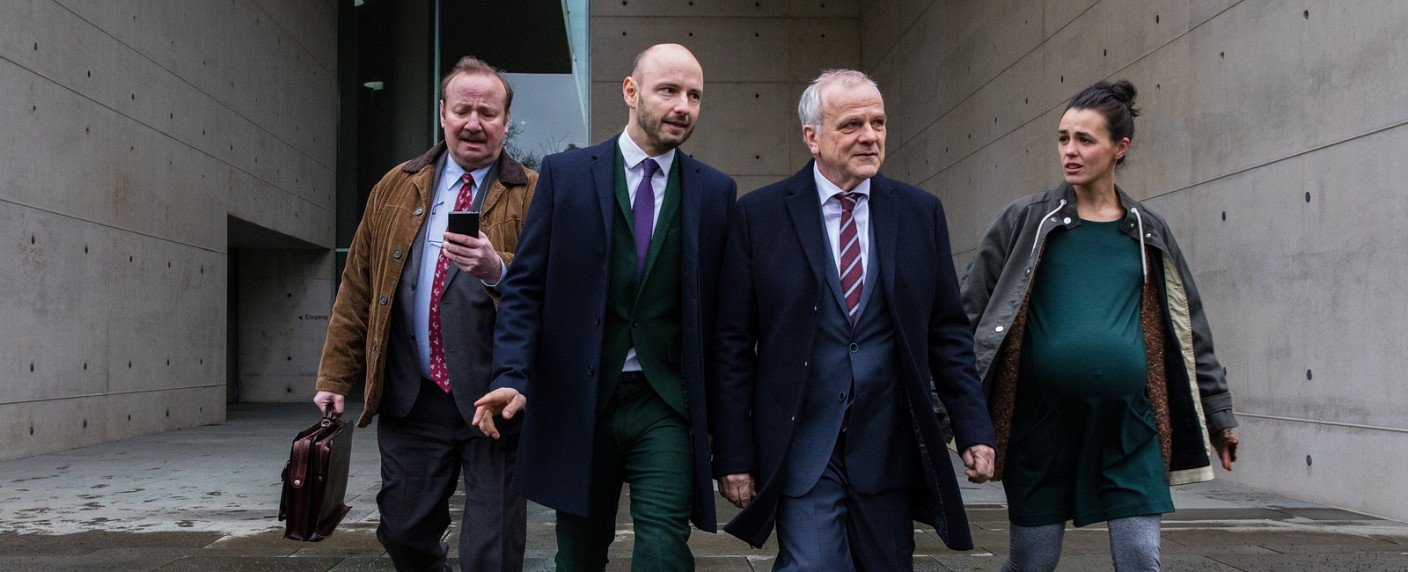 Campingkomödie im Ersten siegt, "Bones"-Aufguss bei VOX unspektakulär