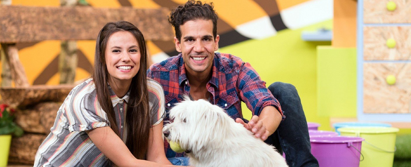 Maria Meinert und Daniele Rizzo als Moderatorenduo