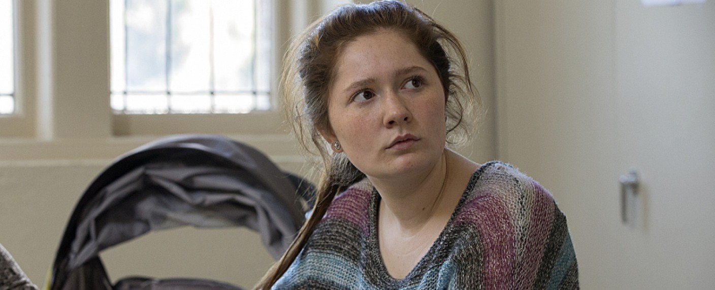 Emma Kenney wechselt von einer Chaos-Familie in die nächste