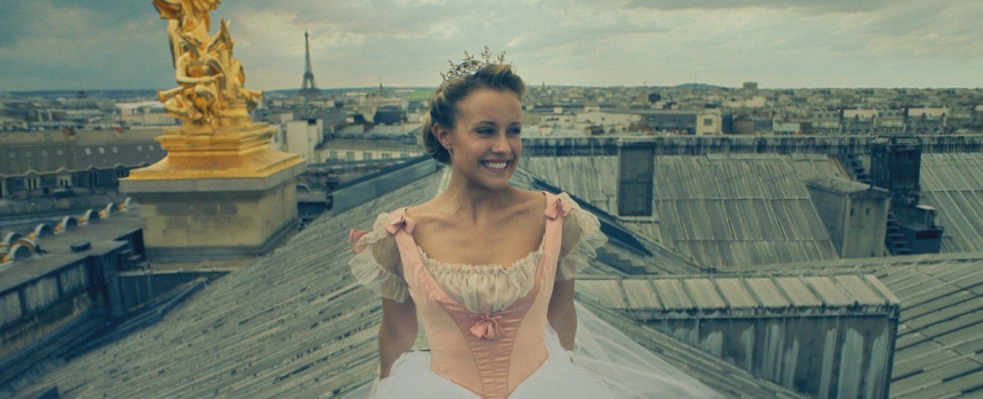 Prinzessin reist durch die Zeit, Mädchen wird verzaubert