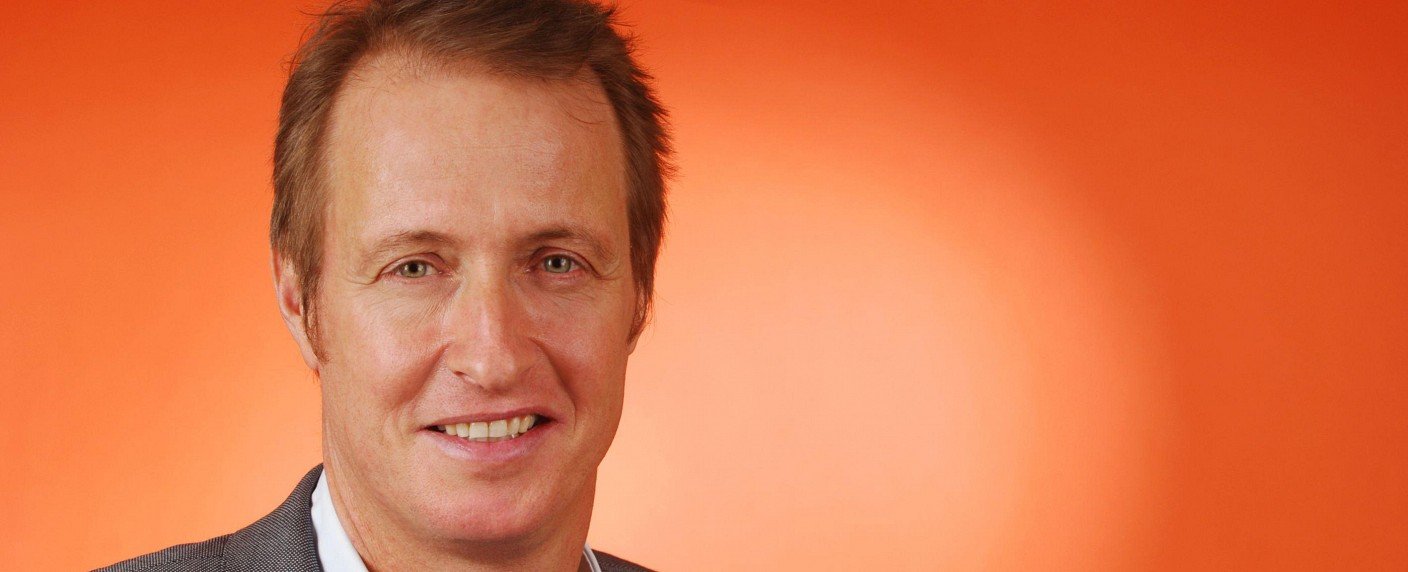 Ex-Nationaltorwart kommt von Sky, Oliver Welke bleibt beim ZDF