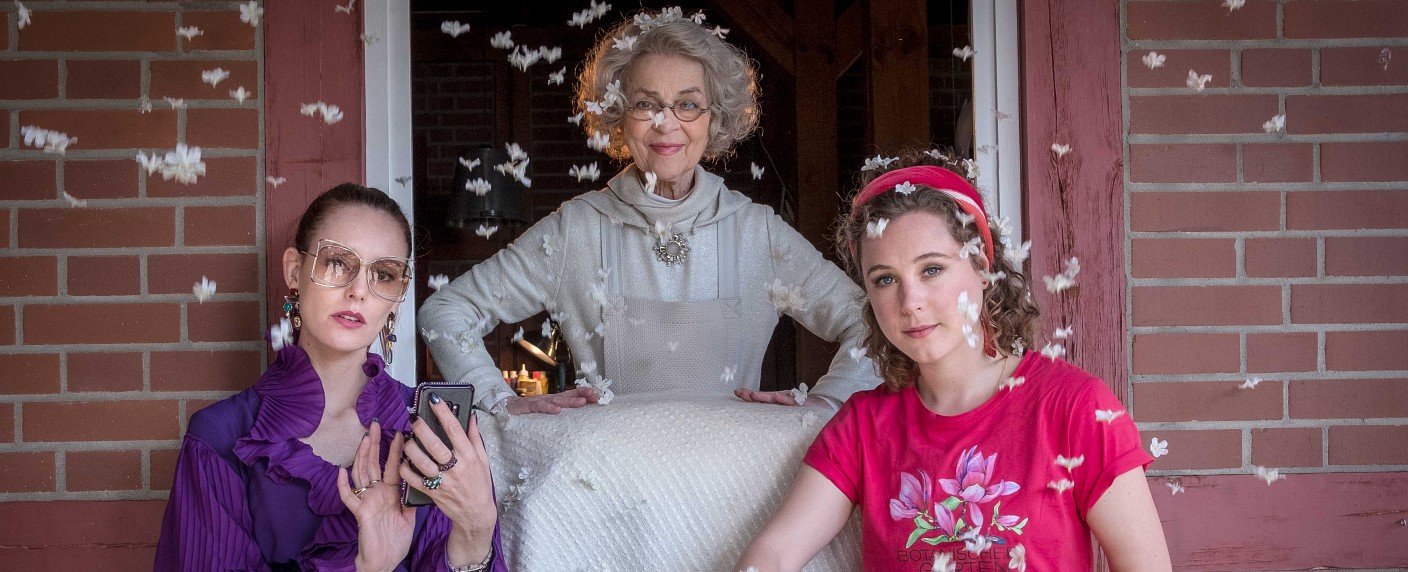 Lavinia Wilson, Cornelia Froboess und Klara Deutschmann in Neuverfilmung