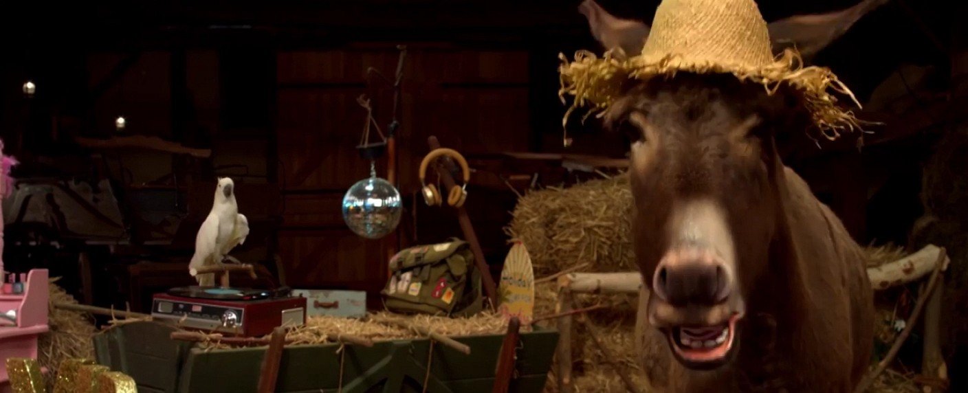 Neue Eigenproduktion "Fünf Farmies" ab Samstag