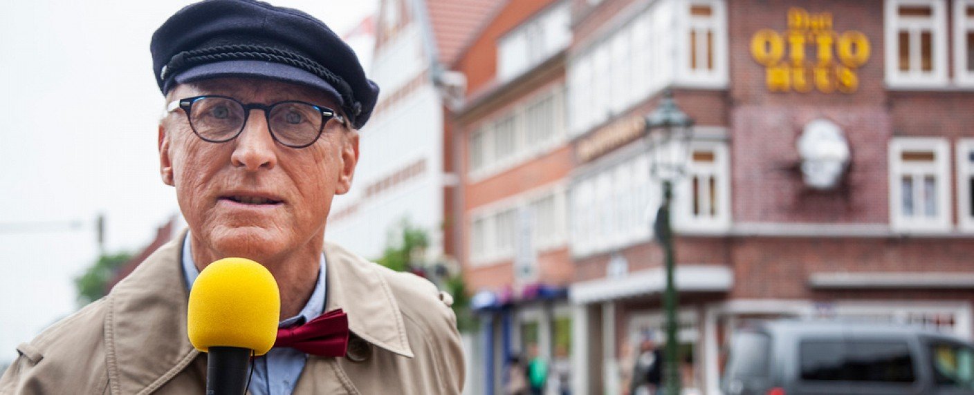 Harry Hirsch "untersucht" den Erfolg des Ostfriesen