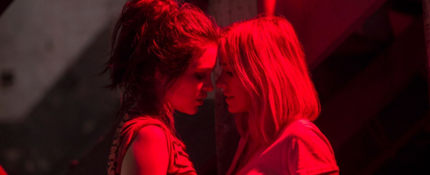 Therapeutin überschreitet Grenzen zu ihren Patienten