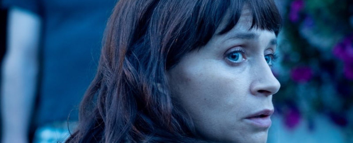 Frau hütet mehr als ein "Ein tödliches Geheimnis"