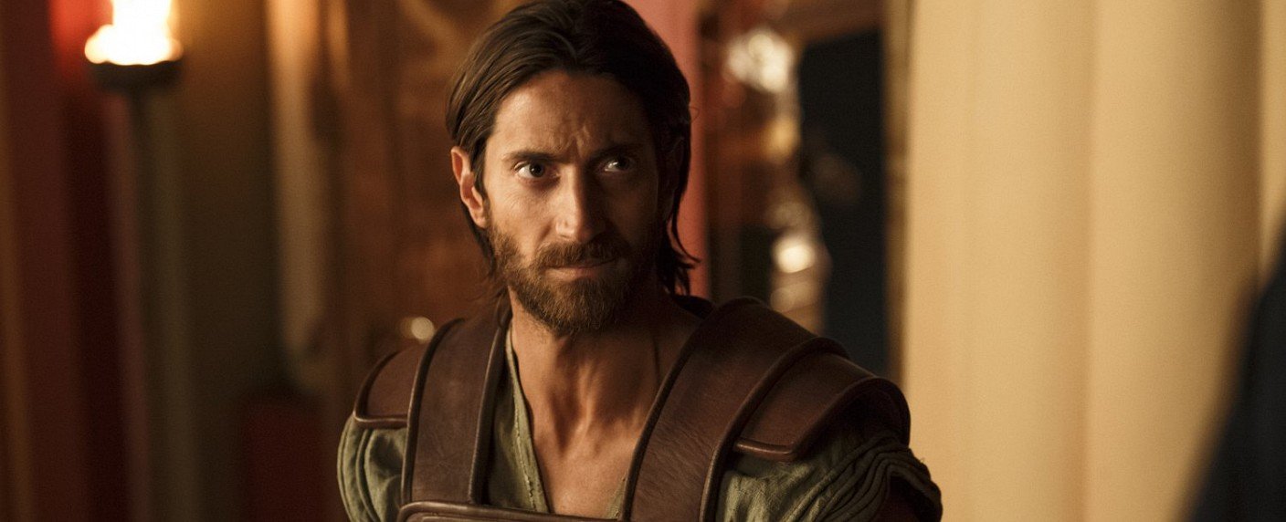 Britischer Darsteller porträtiert Android sowie dessen Schöpfer