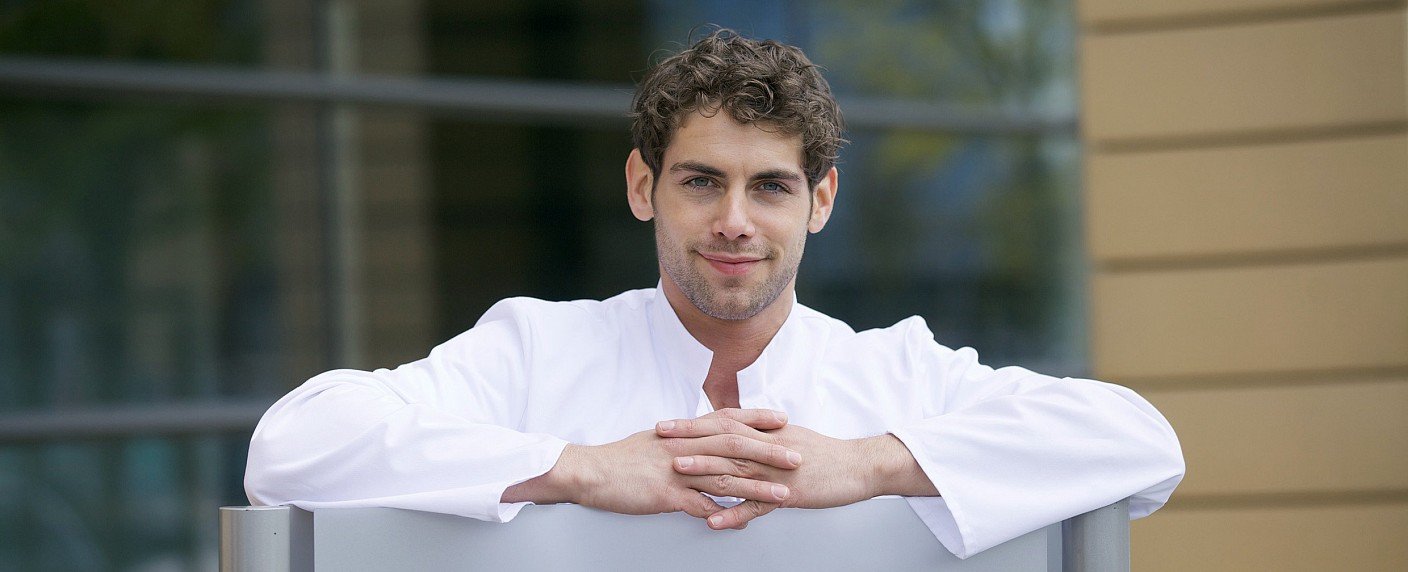 Roy Peter Link betreut junge Ärzte in Erfurter Klinik