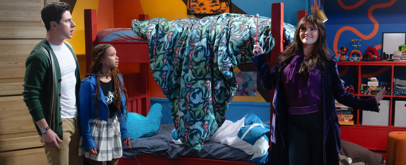 Selena Gomez pr&auml;sentiert ihre Nachfolger der alten Serie im Disney Channel