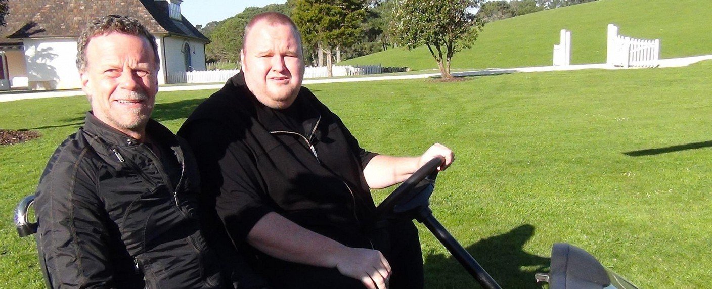 Von Wilmsdorff besucht Internet-Hacker Kim Dotcom