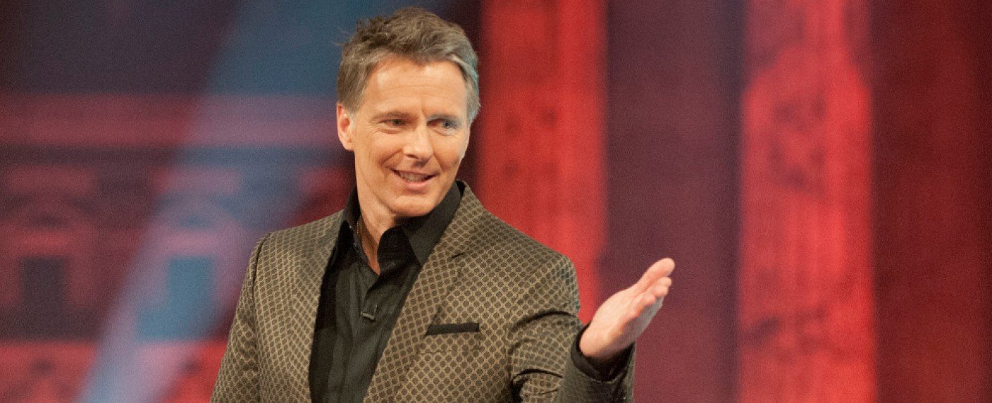 Studio-Kandidaten treten gegen Online-Zuschauer an