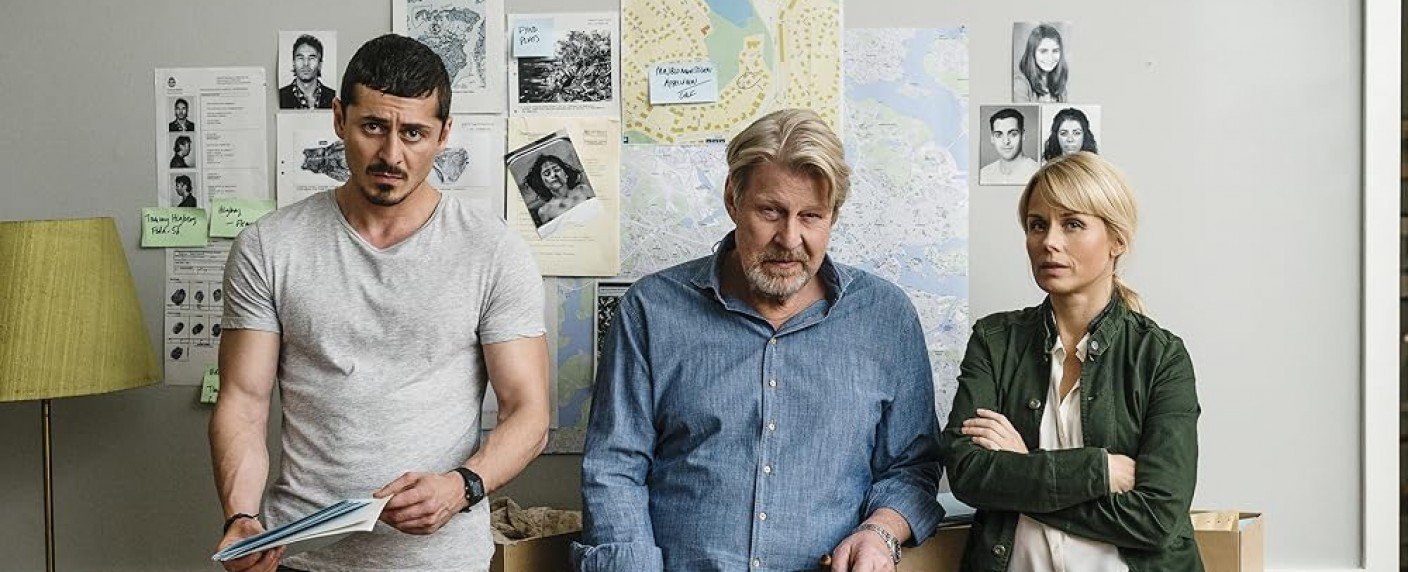 Adaption von Leif G.W. Perssons ("Bäckström") Romanvorlage