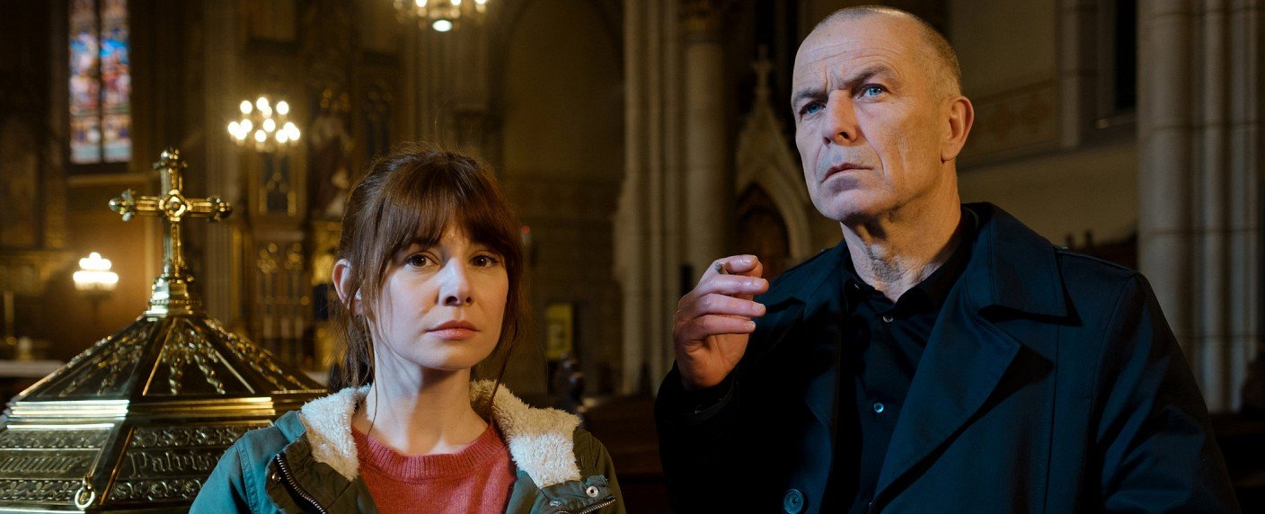 Neuer Thriller "Das verlassene Dorf" mit Susan Hoecke