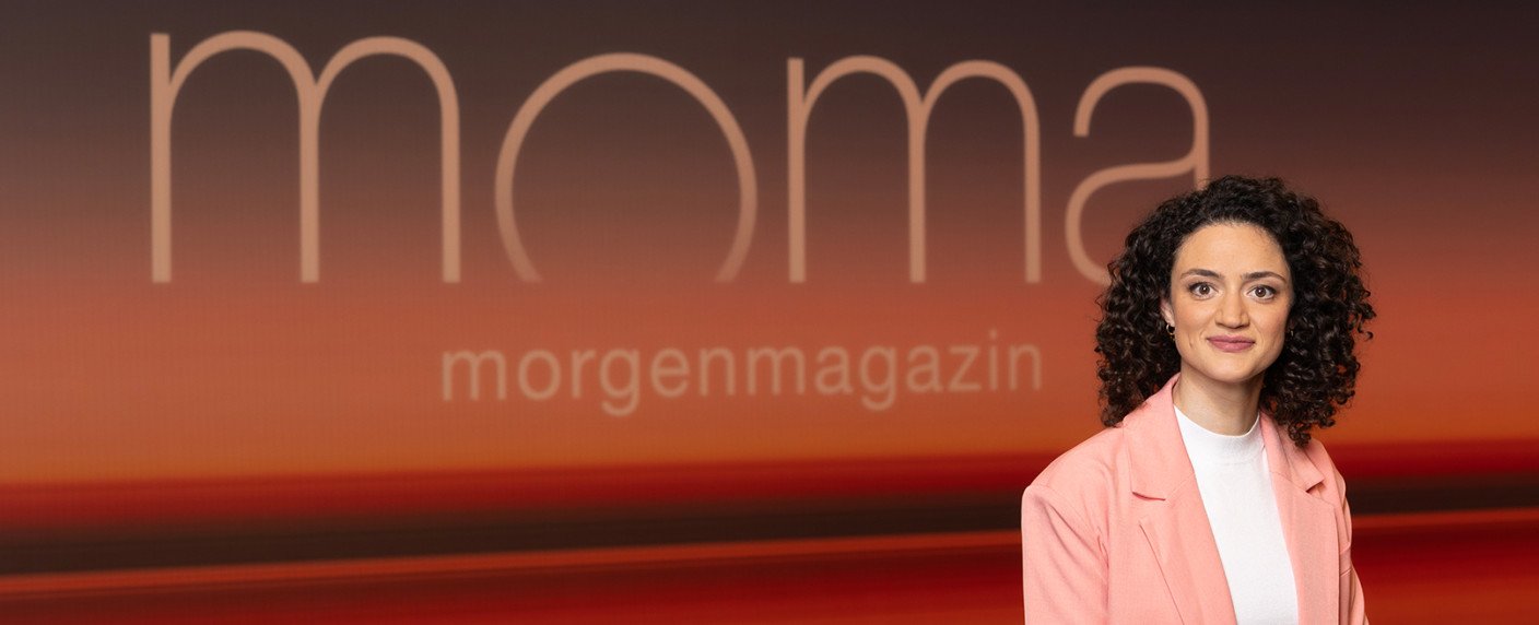 Maral Bazargani pr&auml;sentiert die Nachrichten f&uuml;r Fr&uuml;haufsteher