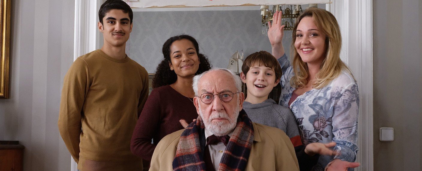 Sechsteilige Comedyserie mit Alwara Höfels und Horst Günter Marx im ZDF