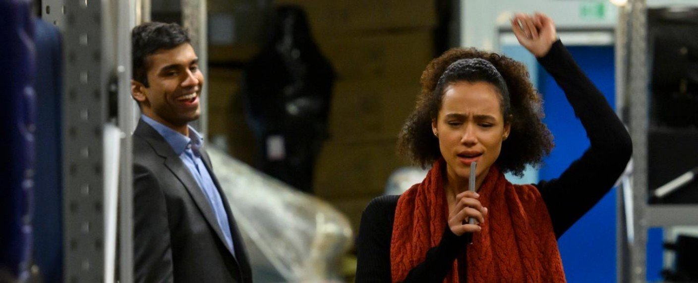 Im Serien-Update des britischen Filmklassikers wirken Witz und Romantik gleicherma&szlig;en aufgesetzt