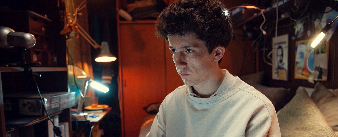 Aus Liebeskummer wird Schüler zum Online-Dealer