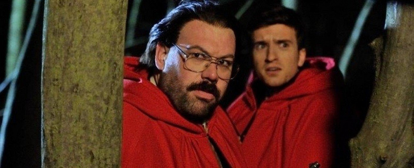 Mischung aus Sitcom, Improshow und Murder-Mystery