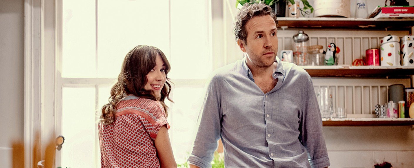 Trailer zur im Mai startenden Comedy mit Rafe Spall und Esther Smith