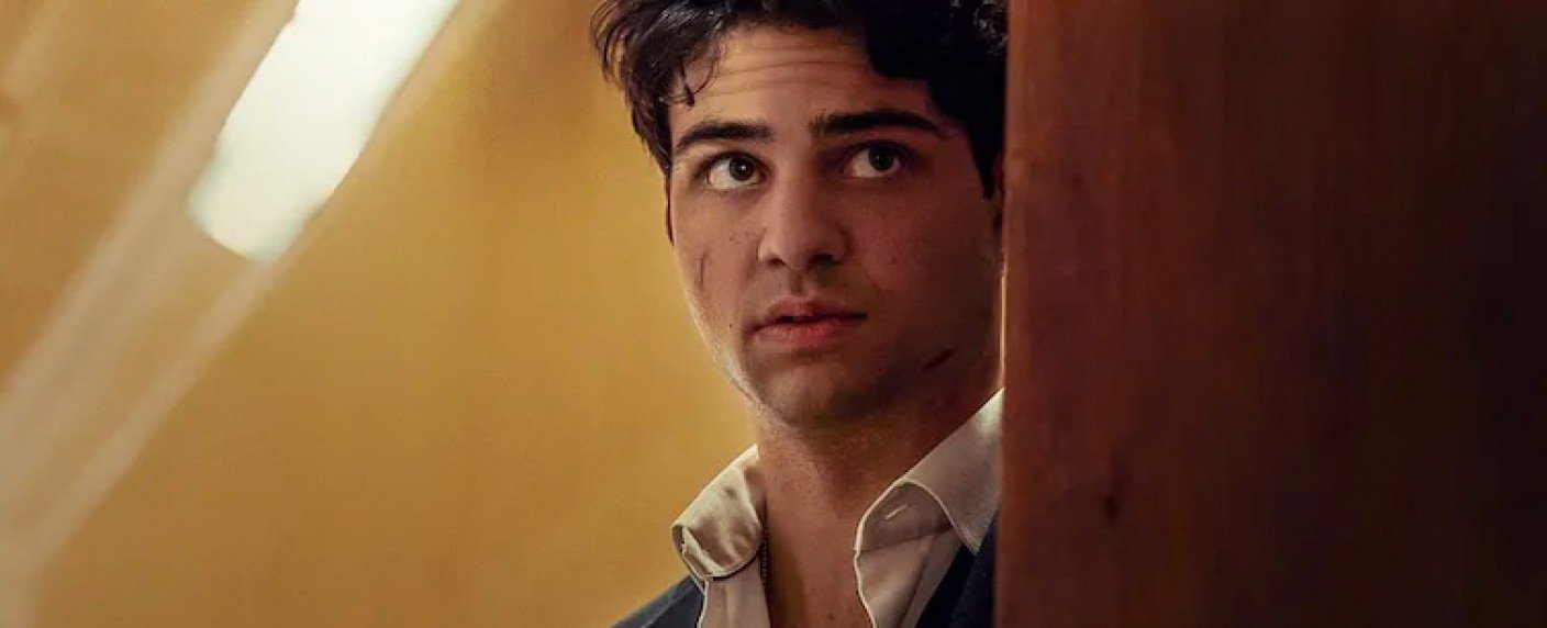 Junger Anwalt im Dienst der CIA gerät versehentlich in heißen Fall