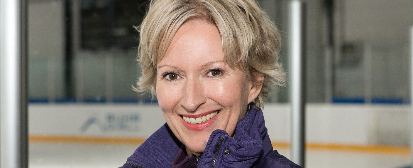 'Caroline Retzmann' hat ihren ersten Auftritt im Oktober