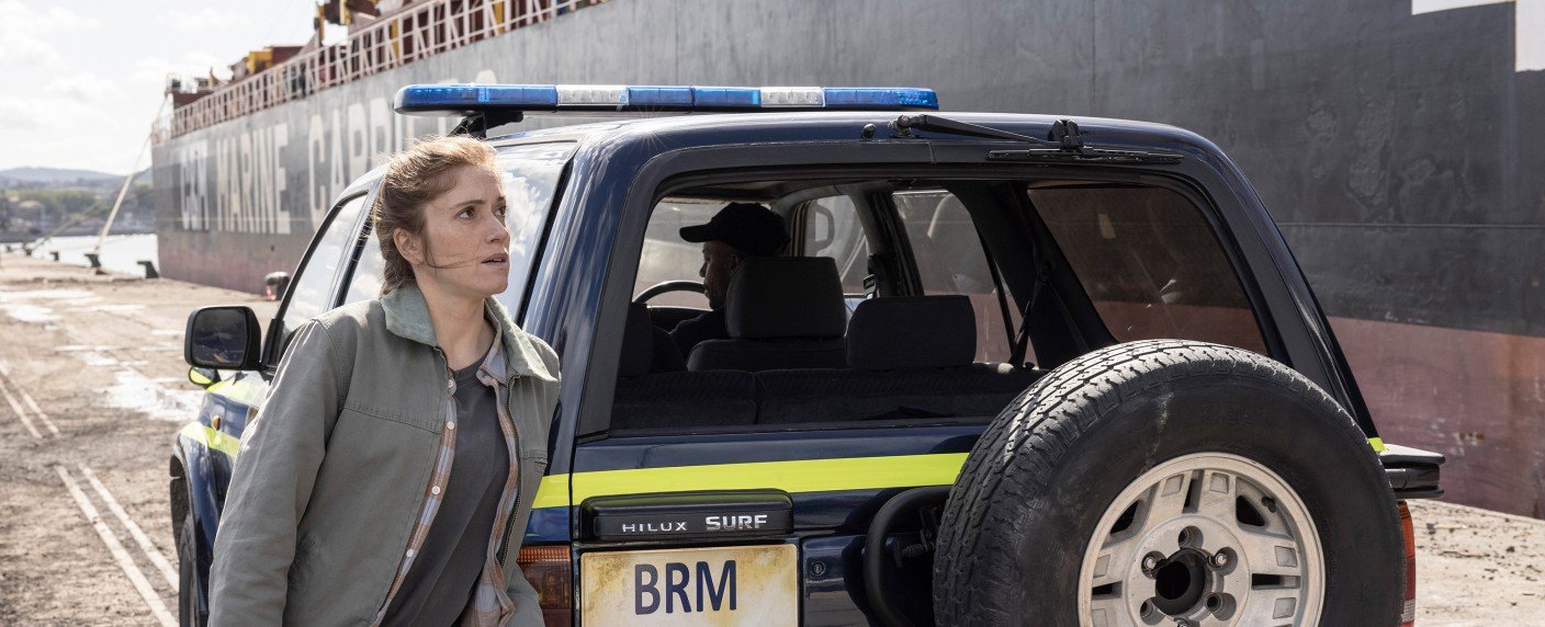 Alle vier Folgen auf einen Schlag im Programm