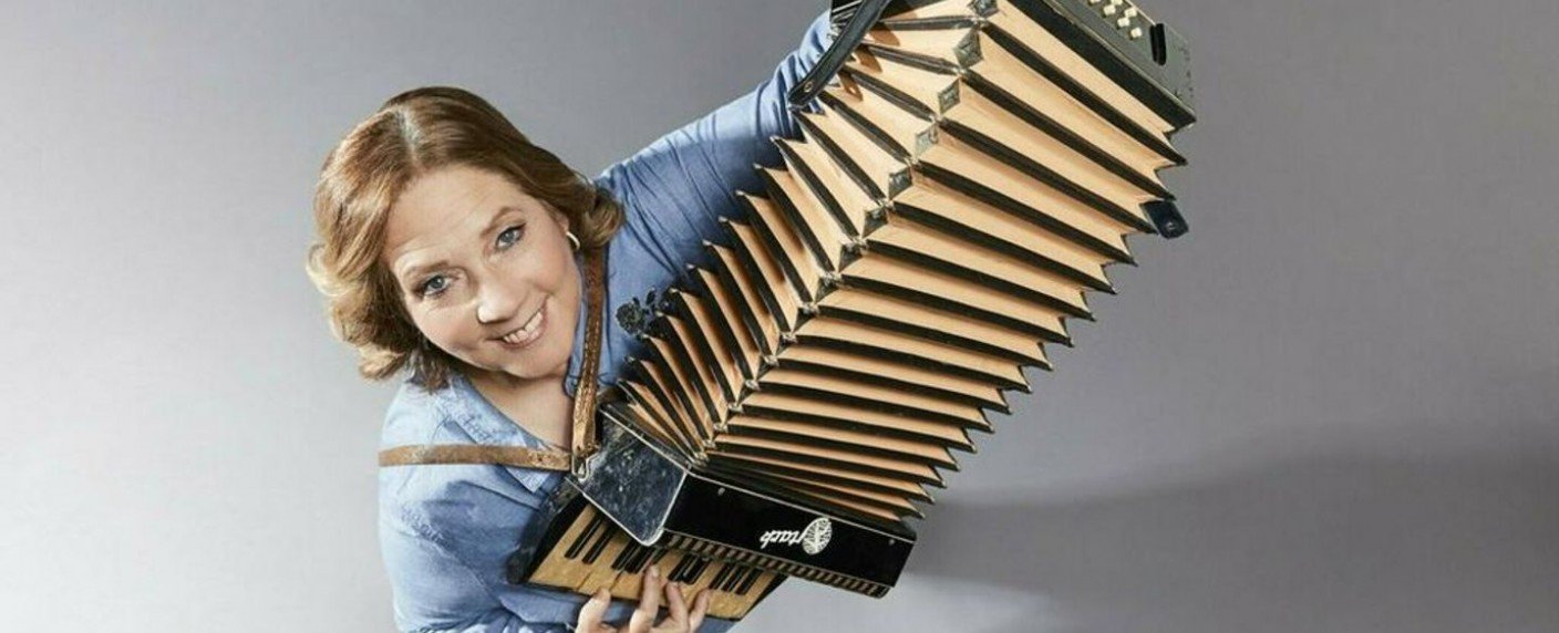 Sat.1 gibt die ersten zwölf prominenten Bewohner bekannt